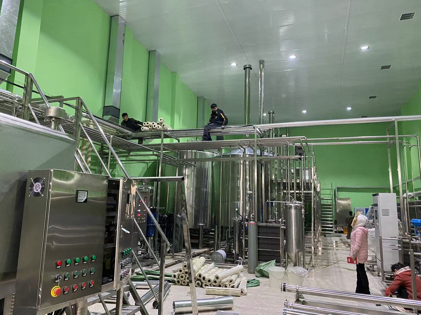 宁洱精酿啤酒设备厂—精酿啤酒设备制造:传承工艺与创新科技的交融